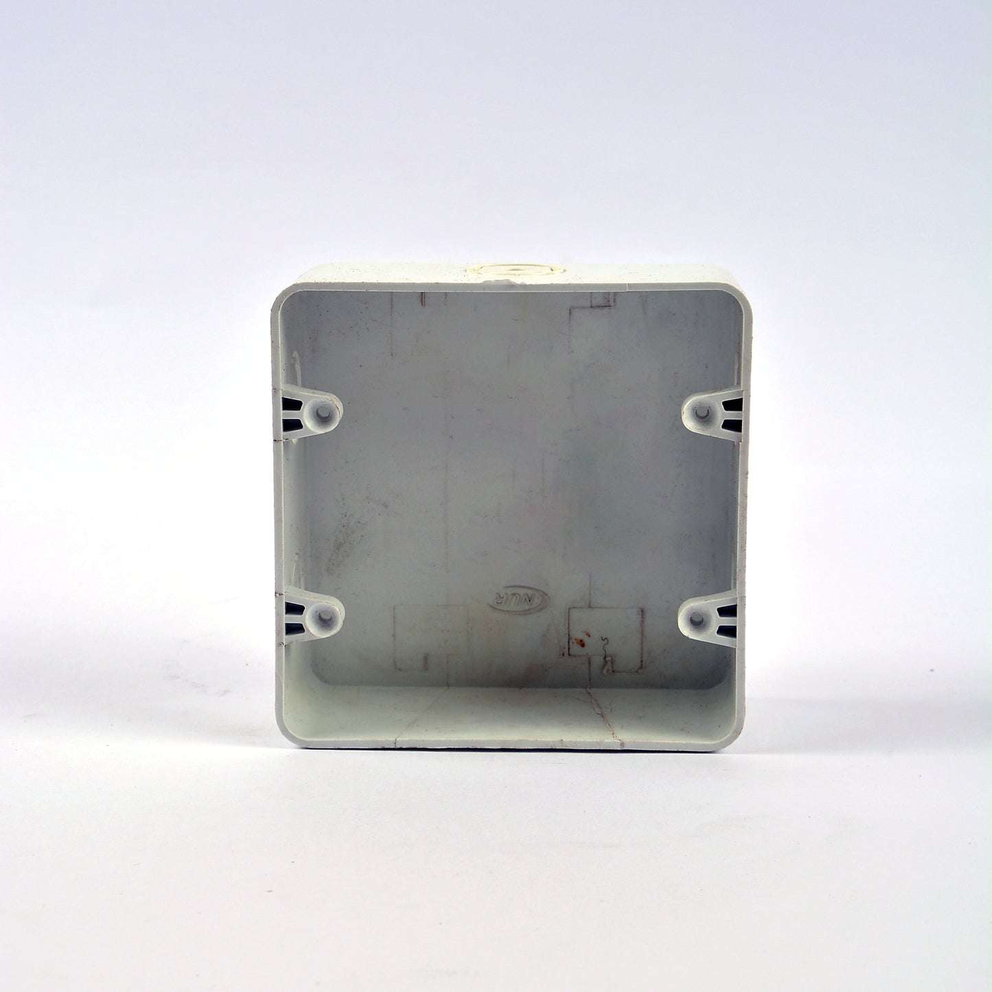 Box Wall Flush 100*100