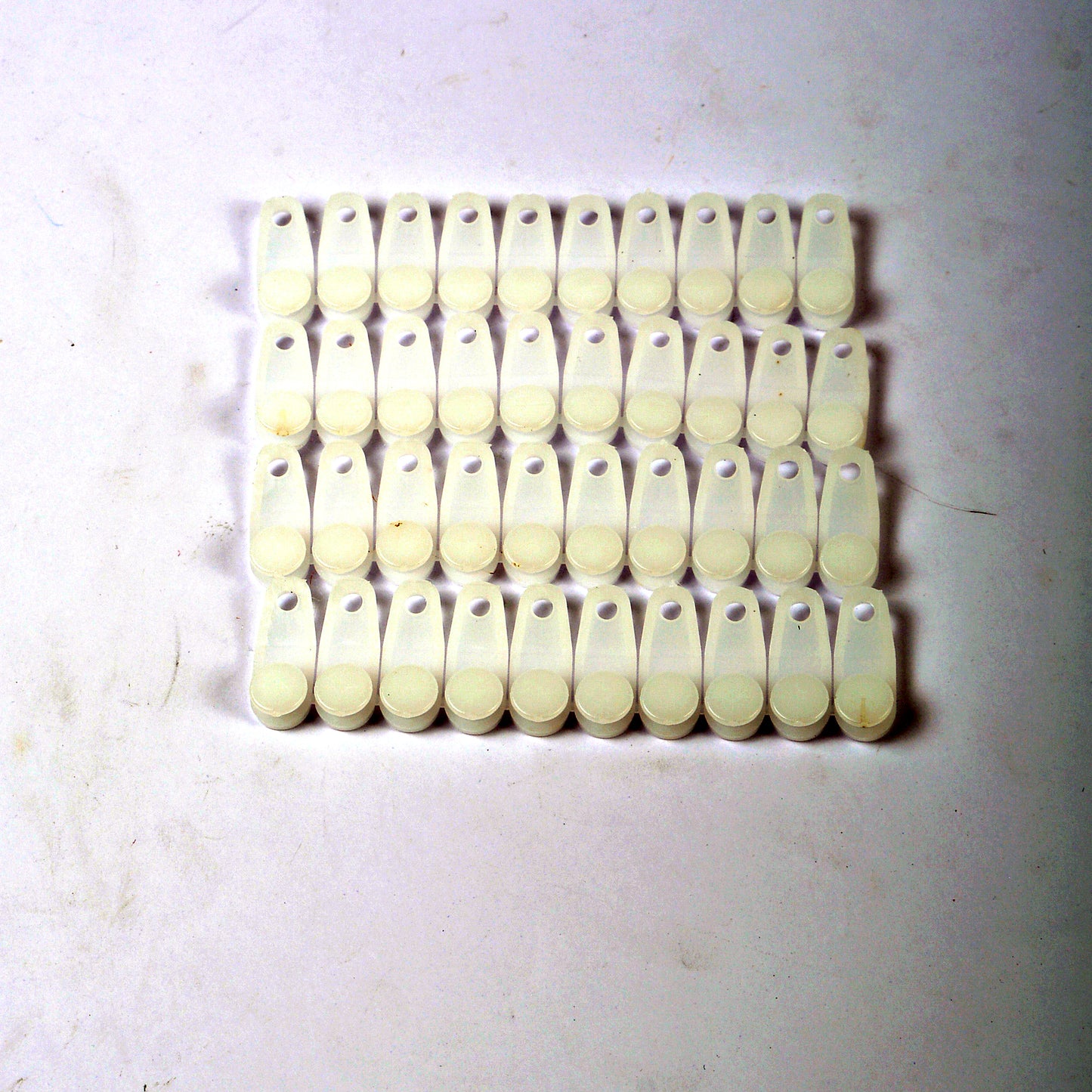 Gliders Curtian Rail 'C' 50pcs