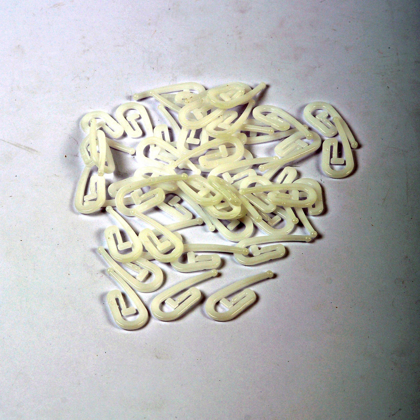 Hook Curtain Acetyl R7 100'S